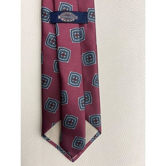 Town Crofts Men Burgundy Geometric Necktie - Picture 5 of 5